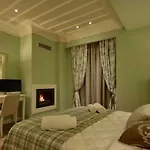 Nerida Boutique 3*