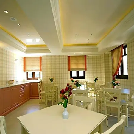 Hotel Nerida Boutique 3*